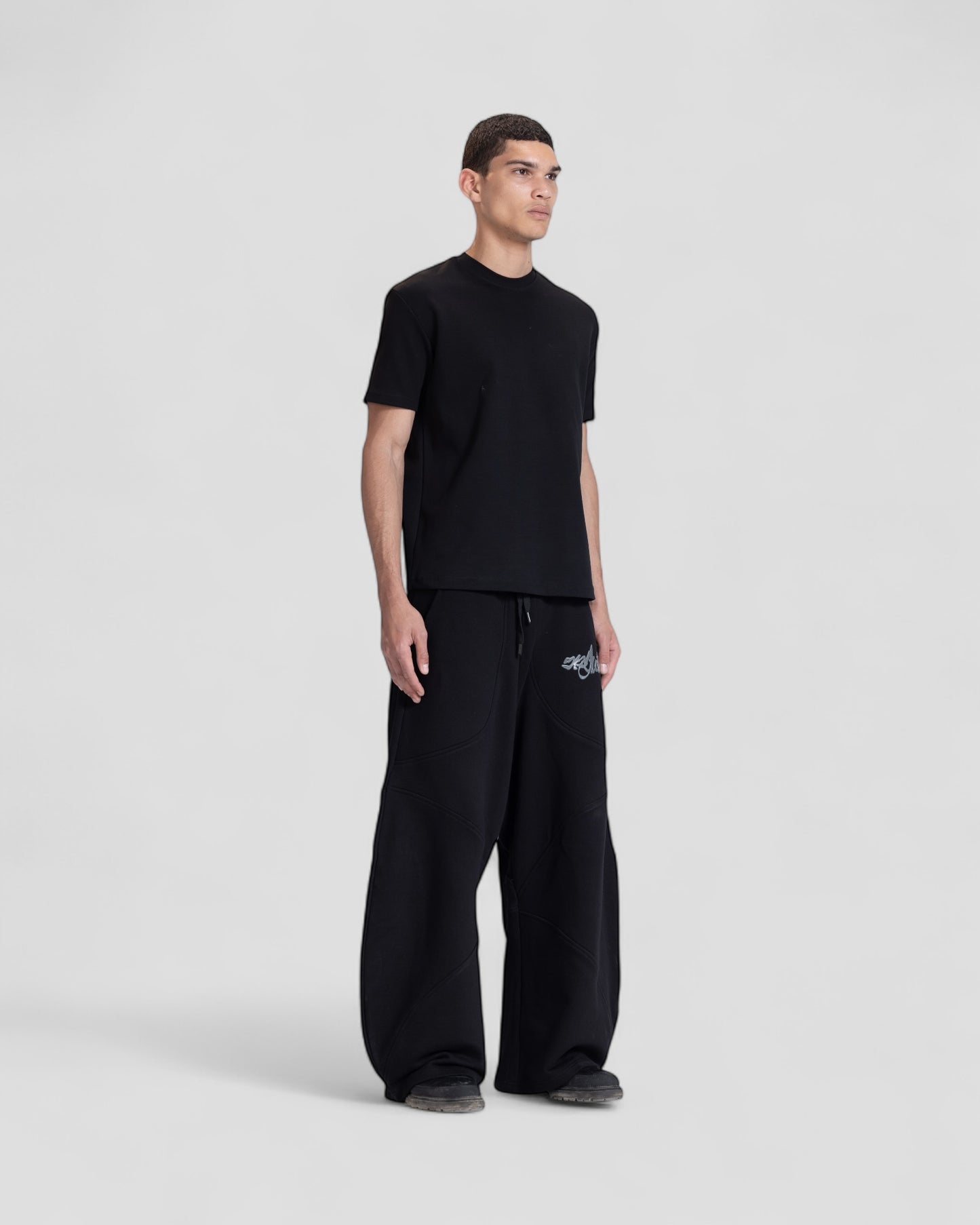 The Perfect Blank Black Regular Fit Tshirt