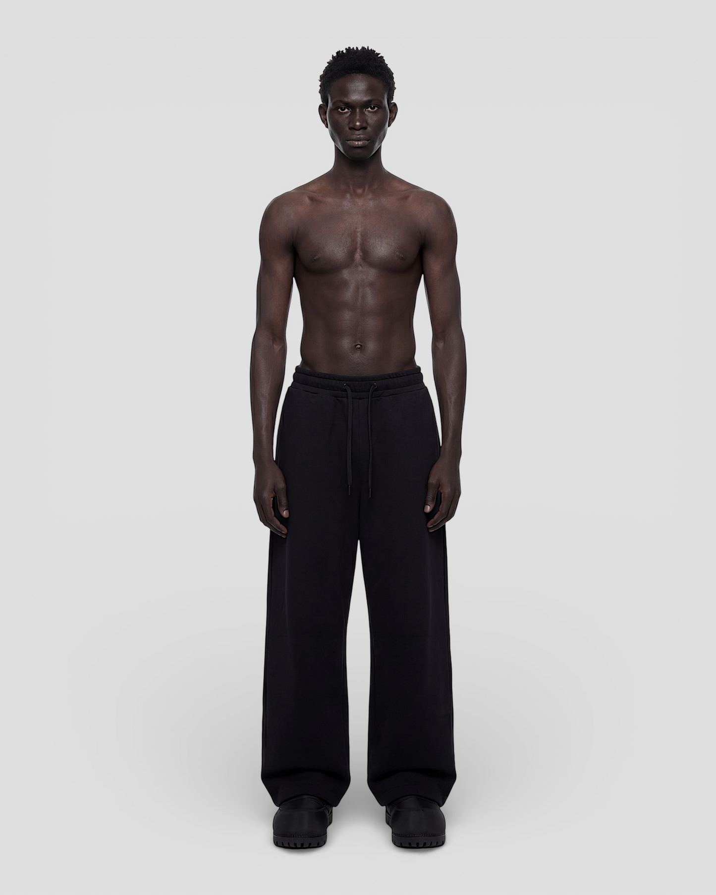 The Perfect Blank Black Sweatpants