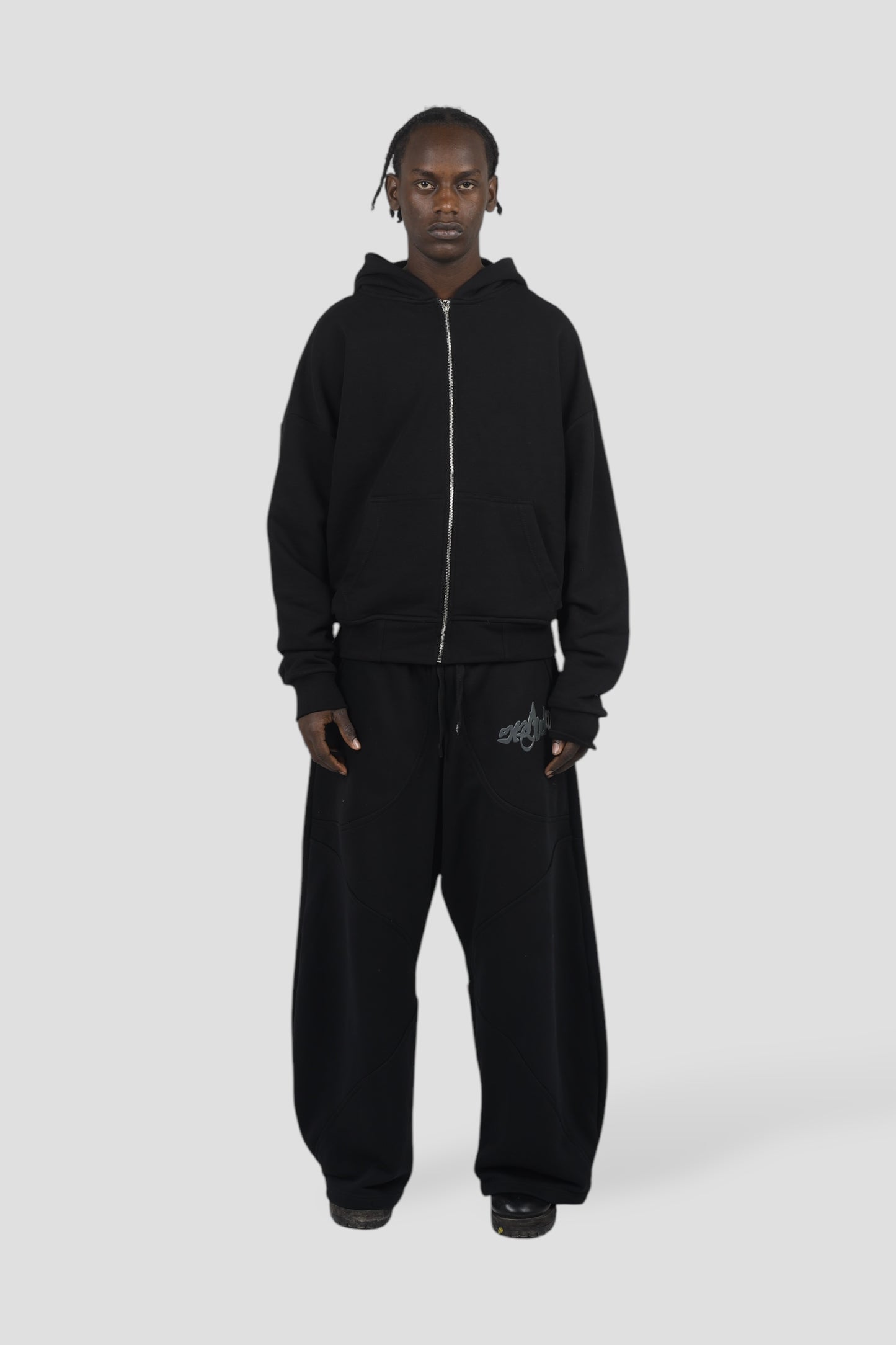 The Perfect Blank Black Zipup Jacket ‎