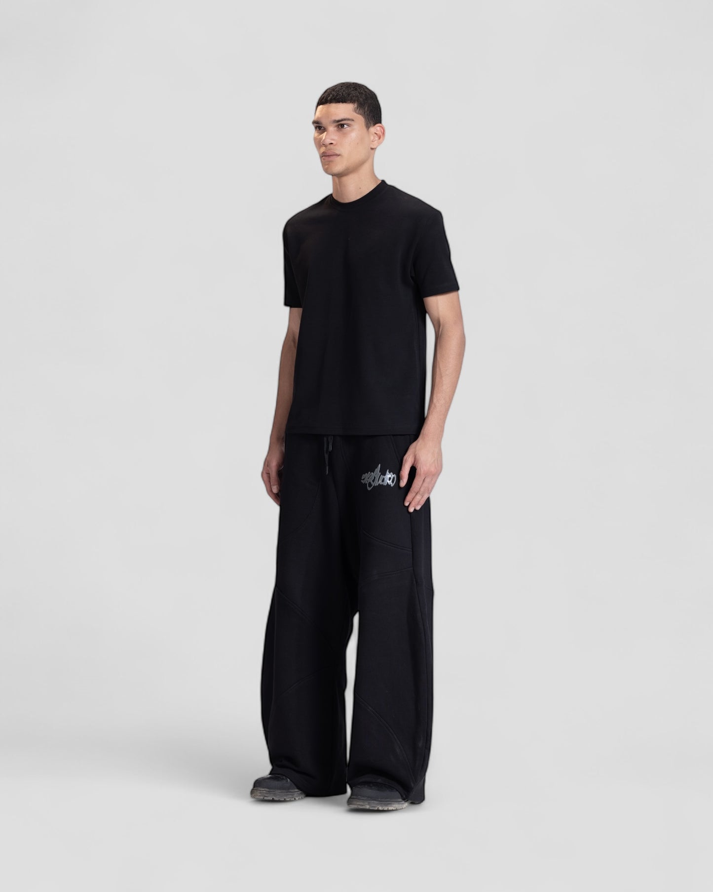 The Perfect Blank Black Regular Fit Tshirt